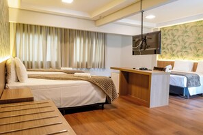 1 bedroom, hypo-allergenic bedding, minibar, in-room safe
