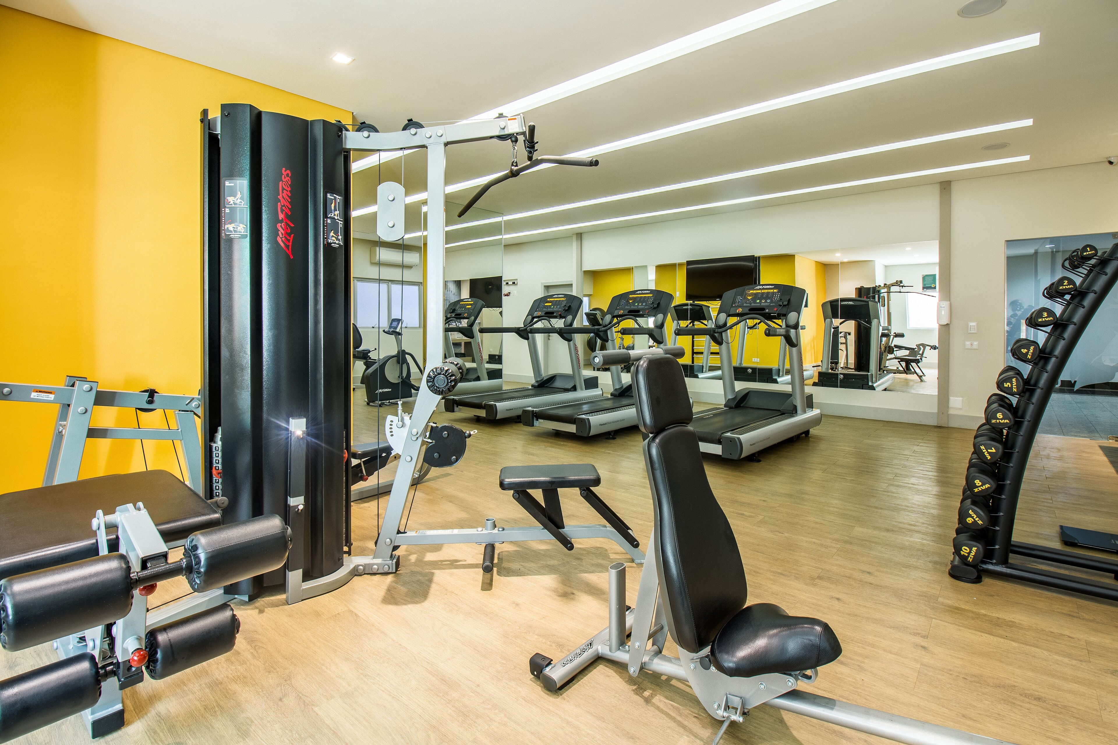 Foto - Hotel Deville Business Maringá