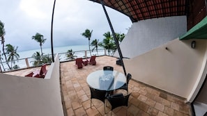 Quarto família 8, vista panorâmica frente oceano | Terrasse/Patio