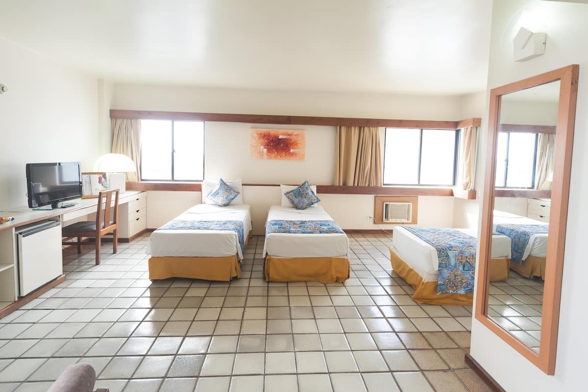 1 bedroom, in-room safe, individually decorated, individually furnished