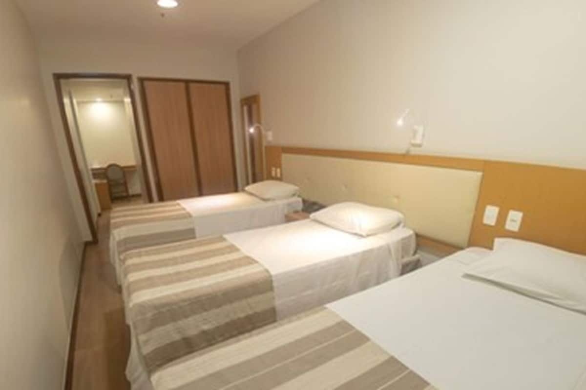 Minibar, in-room safe, laptop workspace, blackout curtains