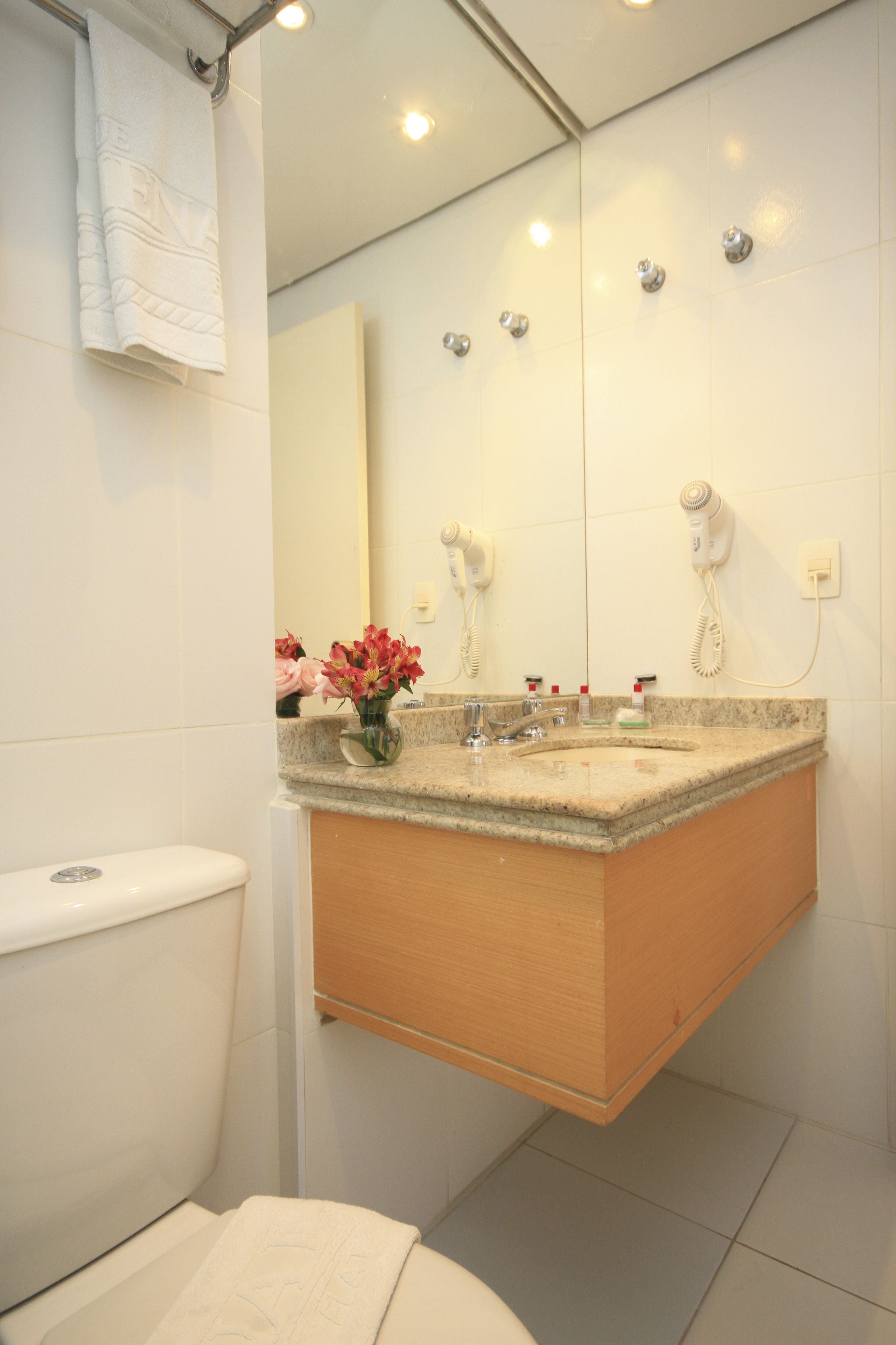 double room | minibar, in-room safe, desk, soundproofing