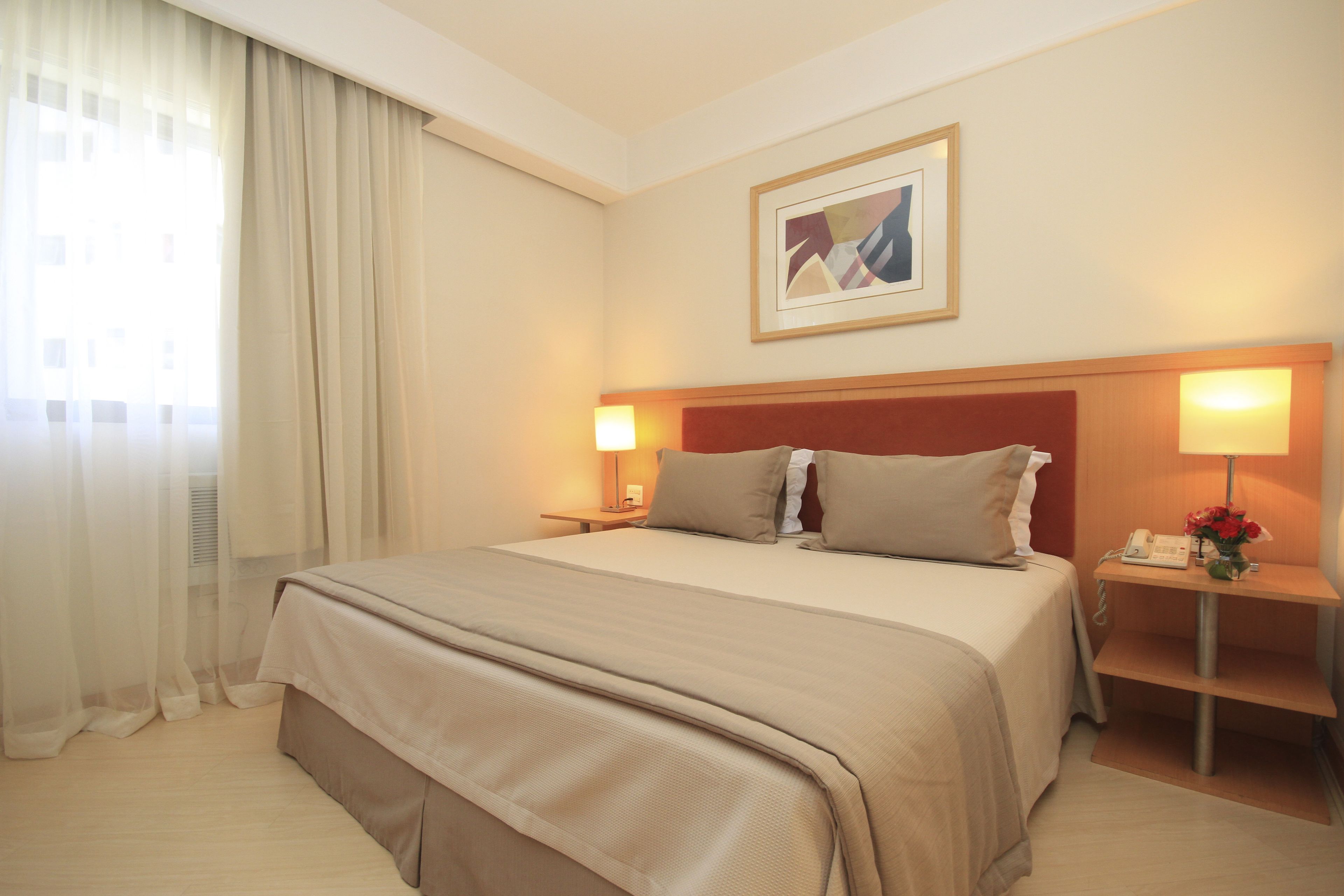 double room | minibar, in-room safe, desk, soundproofing