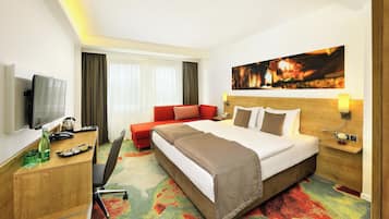 Literie hypoallergénique, coffres-forts dans les chambres, bureau