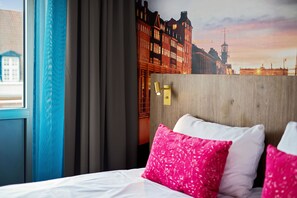 Coffres-forts dans les chambres, décoration personnalisée, bureau