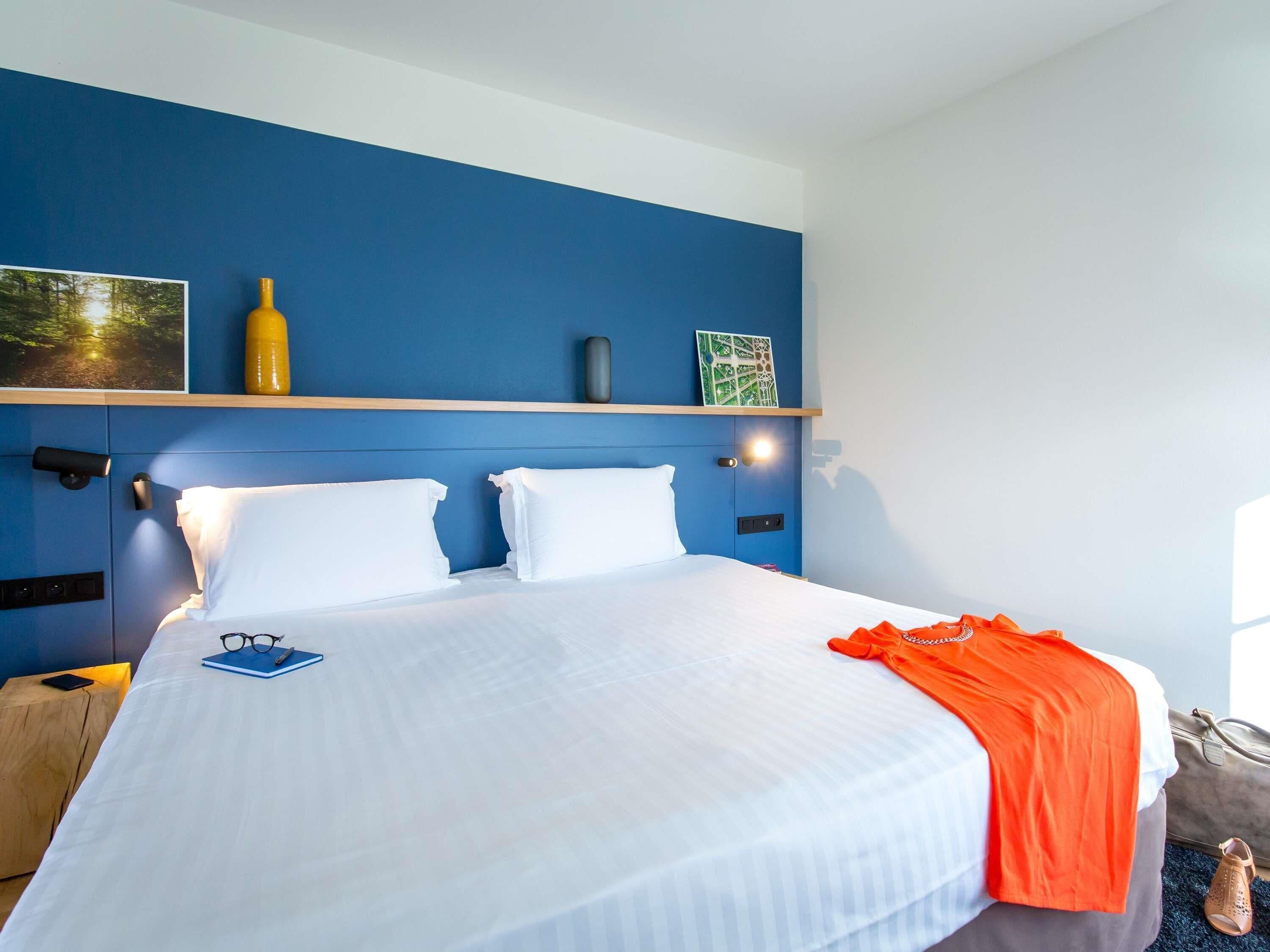 Privilege, Rom, 1 dobbeltseng, terrasse | Sengetøy av topp kvalitet, safe på rommet og skrivebord