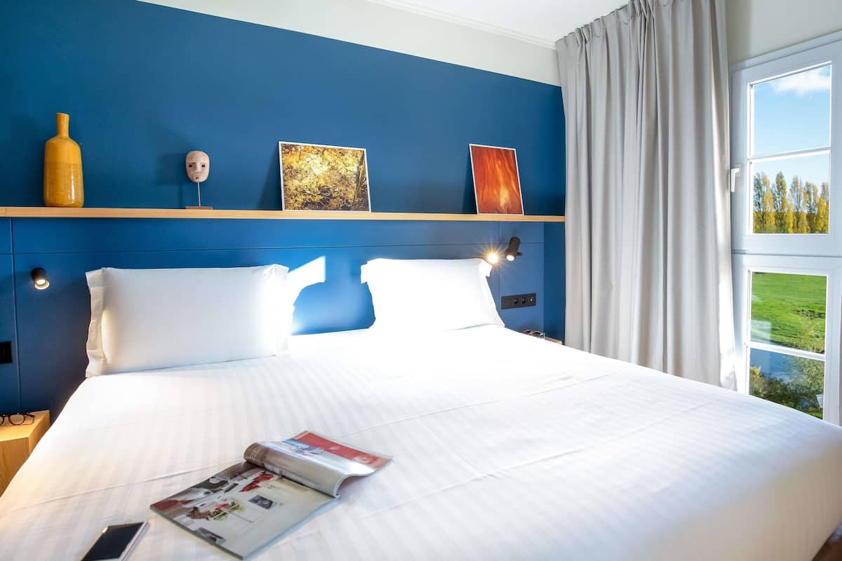 Privilege, Room, 1 Katil Kelamin (Double) | Peralatan tempat tidur premium, peti besi dalam bilik, meja