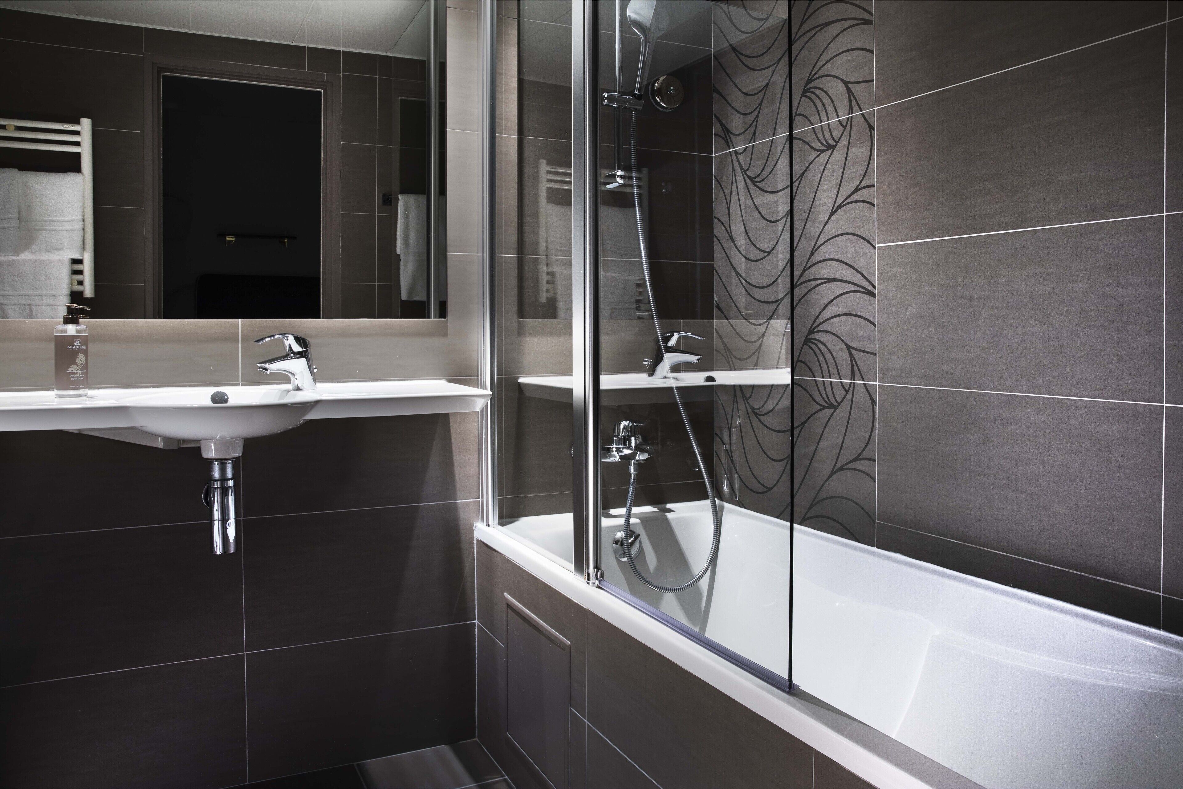 Photo - Hôtel Eiffel Saint Charles