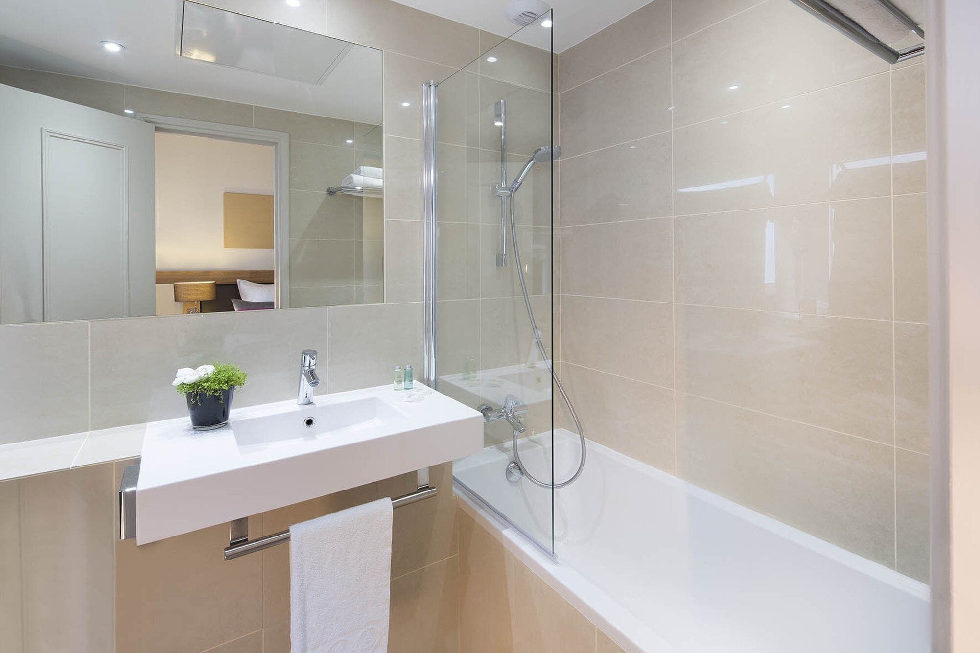 shower, free toiletries, hair dryer, towels