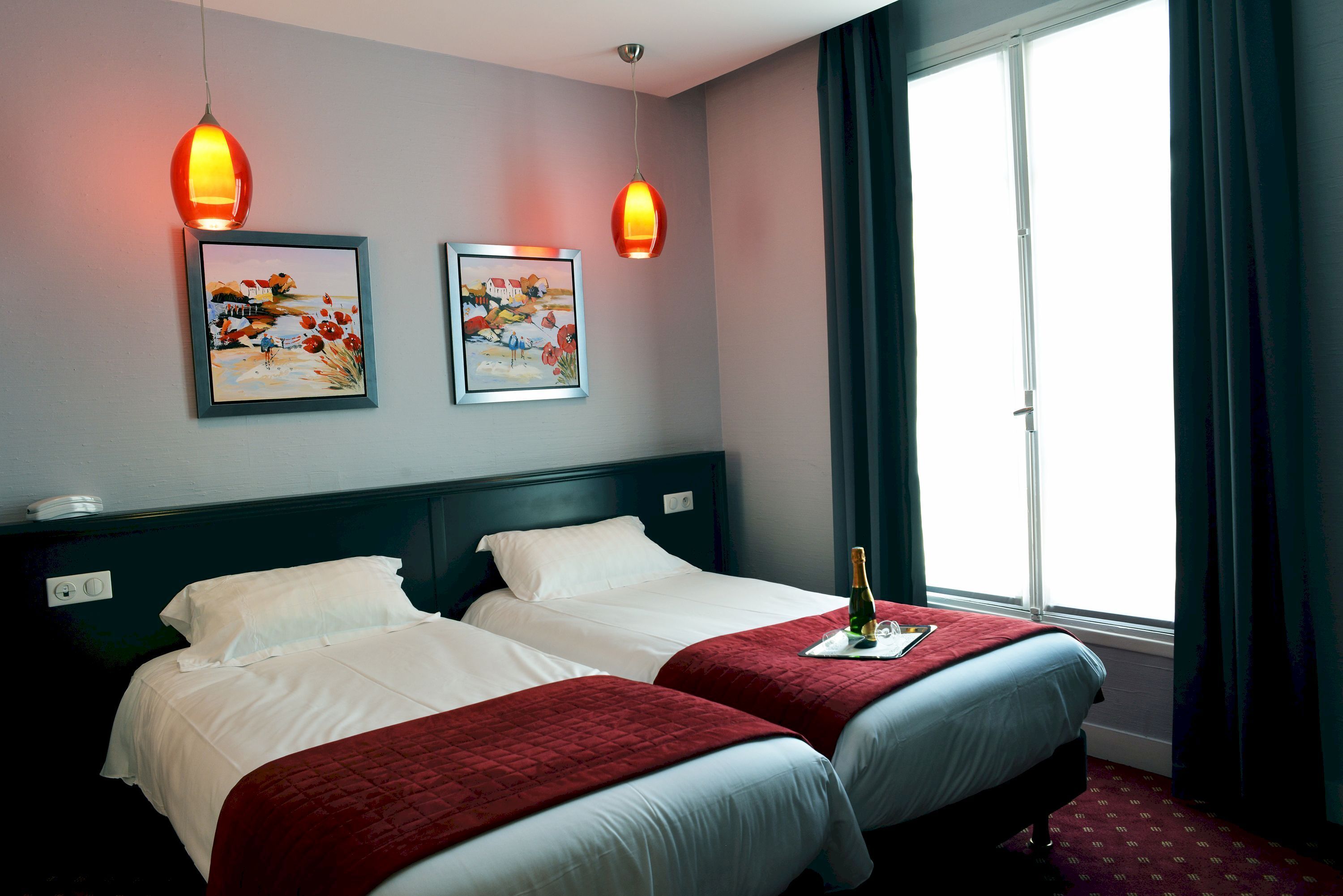 twin room | in-room safe, desk, laptop workspace, soundproofing