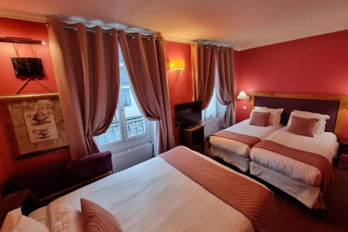 Quadruple Room | Premium bedding, minibar, desk