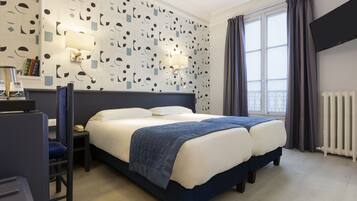 Twin Room, Non Smoking, Private Bathroom | In-room safe, desk, iron/ironing board, free WiFi