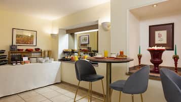 Daily buffet breakfast (EUR 12 per person)