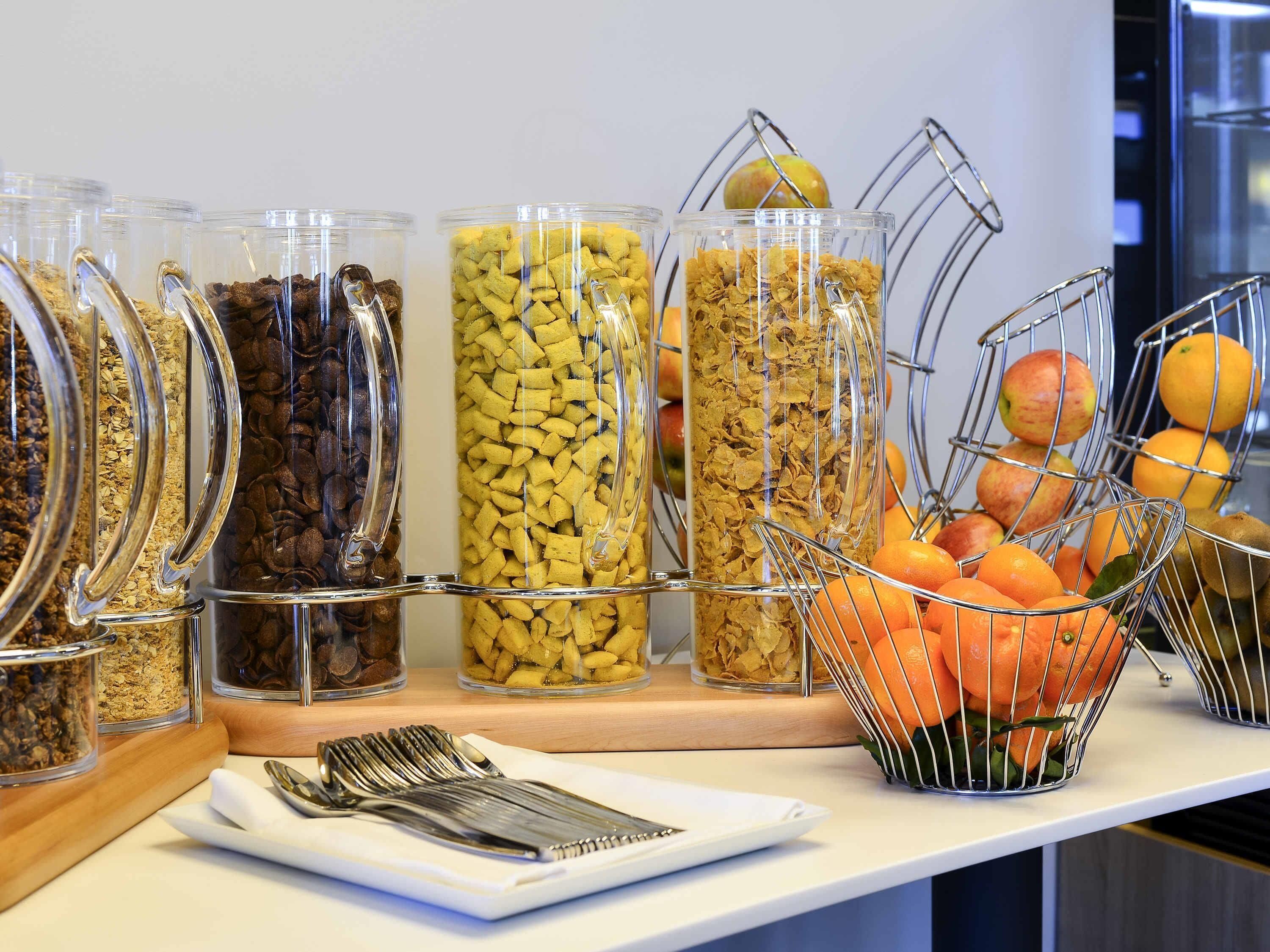 Colazione a buffet, servita tutte le mattine (19.90 EUR a persona) 