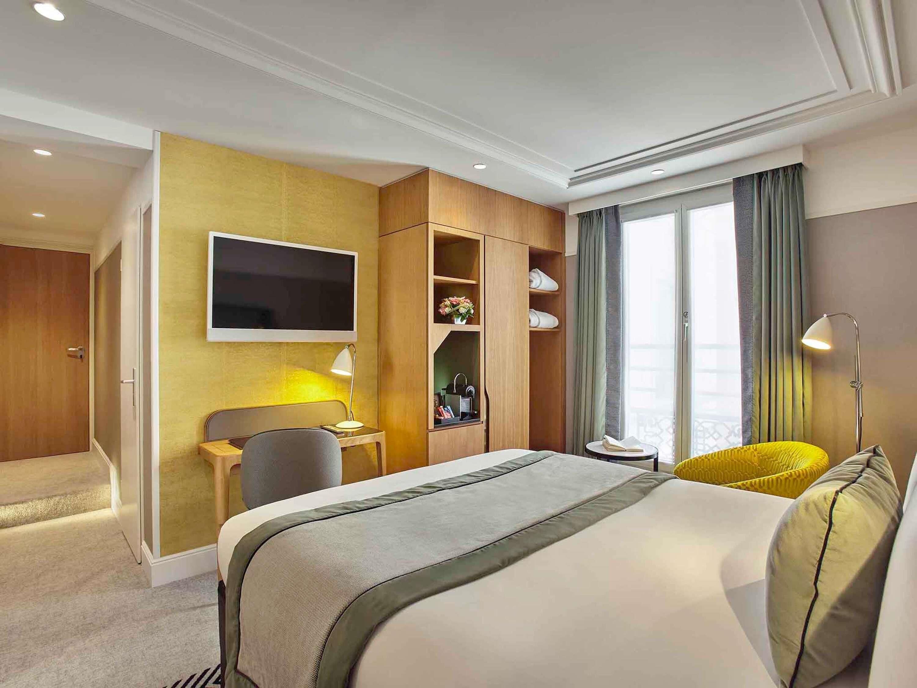 Minibar, coffres-forts dans les chambres, bureau, chambres insonorisées