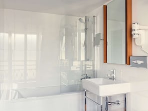 Minibar, in-room safe, desk, soundproofing