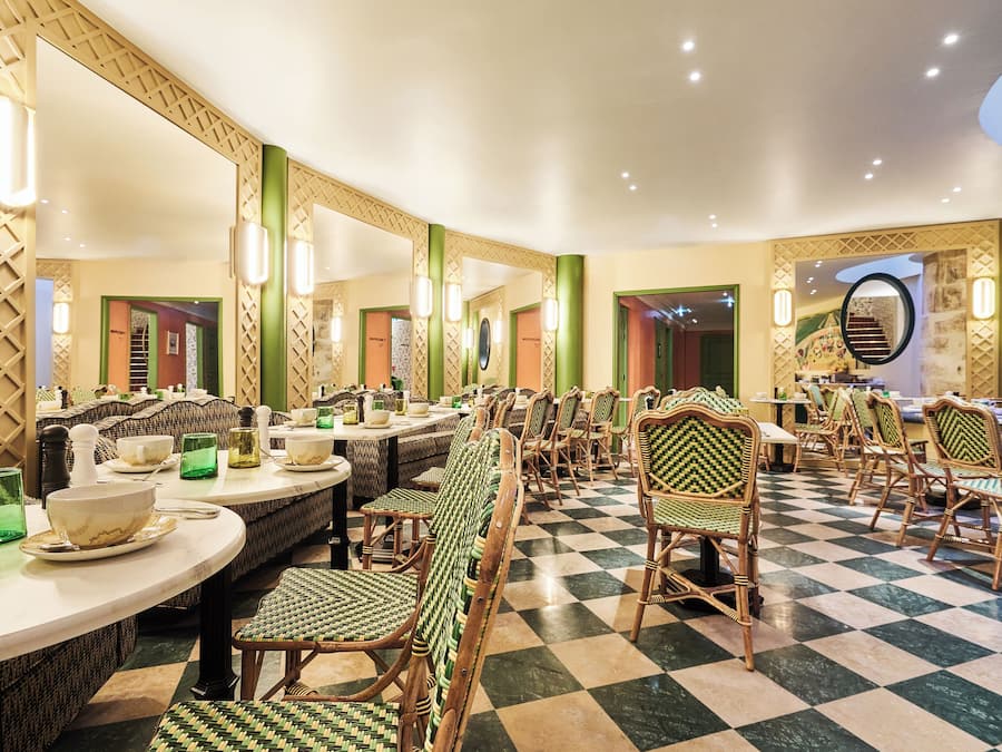 Daily buffet breakfast (EUR 25 per person)