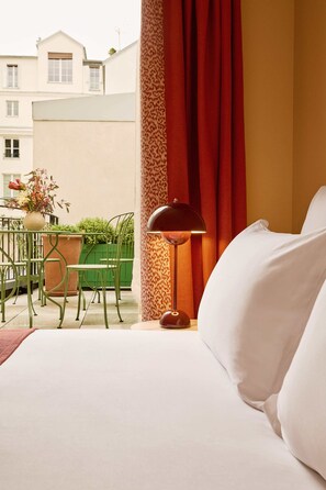 Premium bedding, minibar, in-room safe, laptop workspace