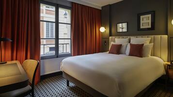 클래식룸, 더블침대 1개 | 고급 침구, 셀렉트 컴포트 침대, 미니바, 객실 내 금고