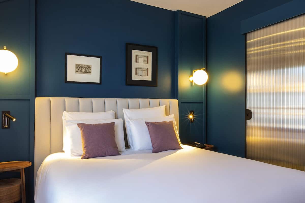 Premium bedding, Select Comfort beds, minibar, in-room safe