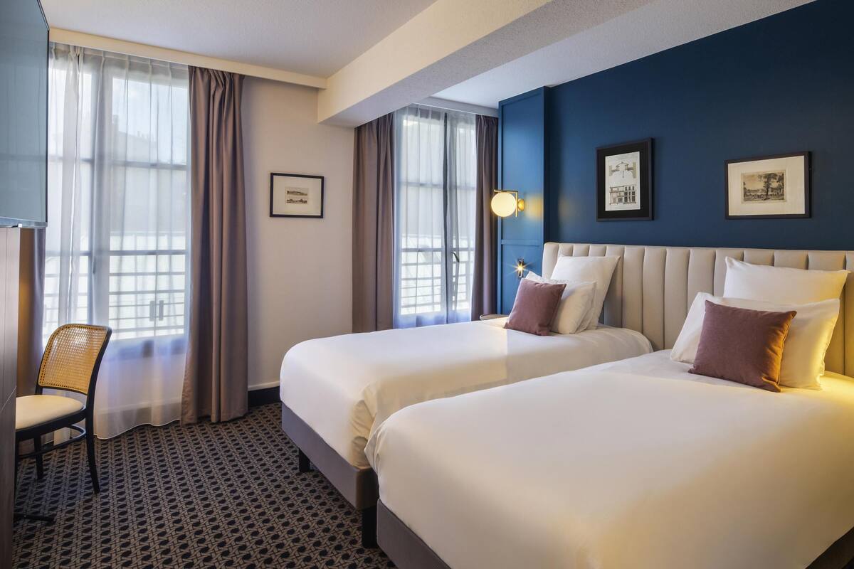 Classic Twin Room, 2 Twin Beds | Premium bedding, Select Comfort beds, minibar, in-room safe