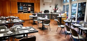 Morgenmadsbuffet hver dag (14.50 EUR pr. person)