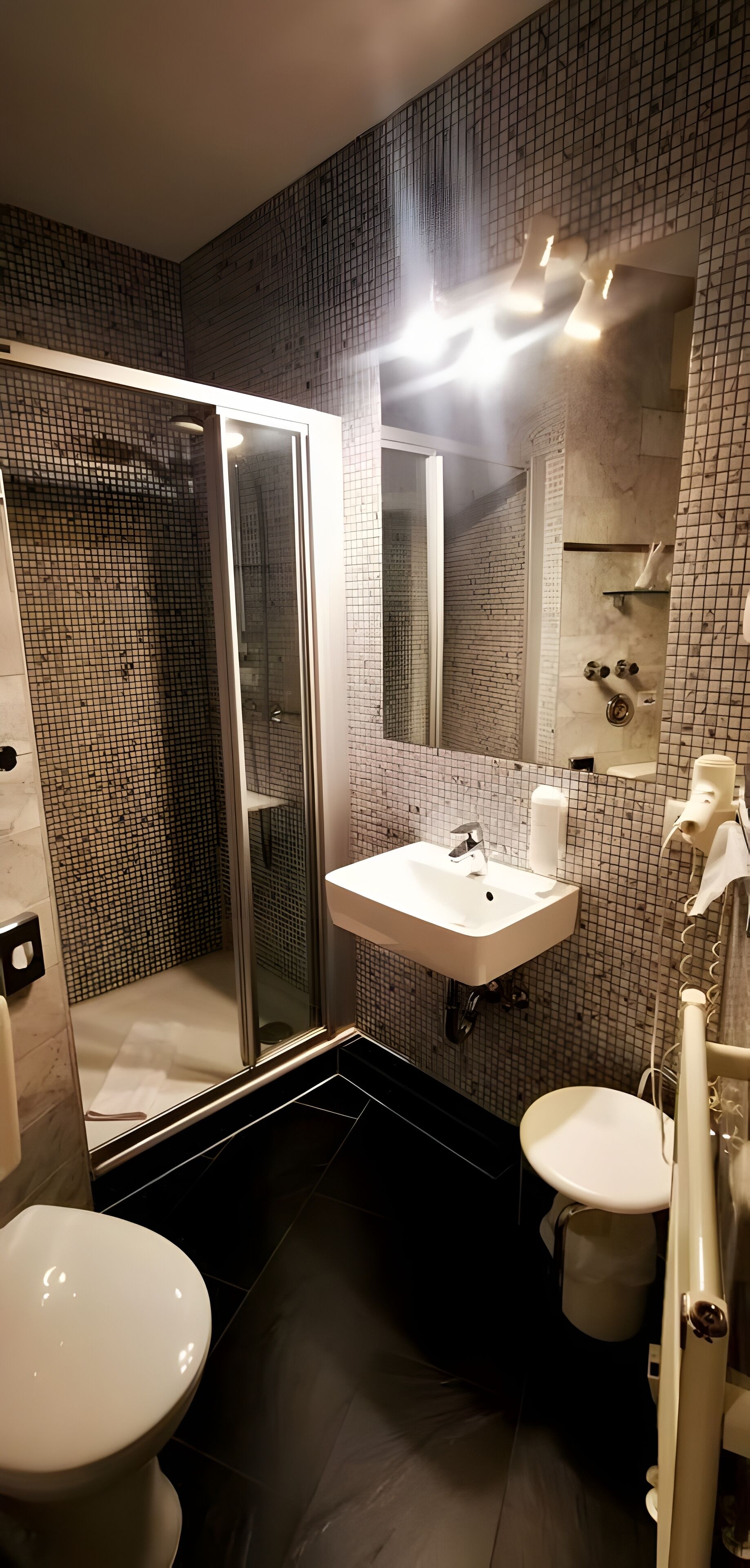 superior double room, non smoking, city view | bathroom | shower, hair dryer, towels