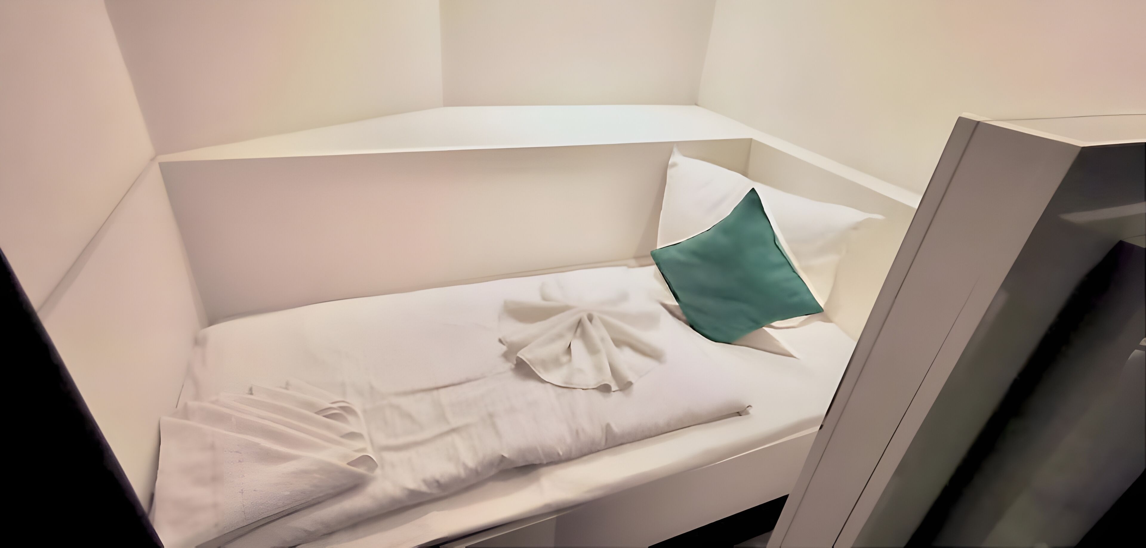 standard triple room | hypo-allergenic bedding, in-room safe, desk, laptop workspace