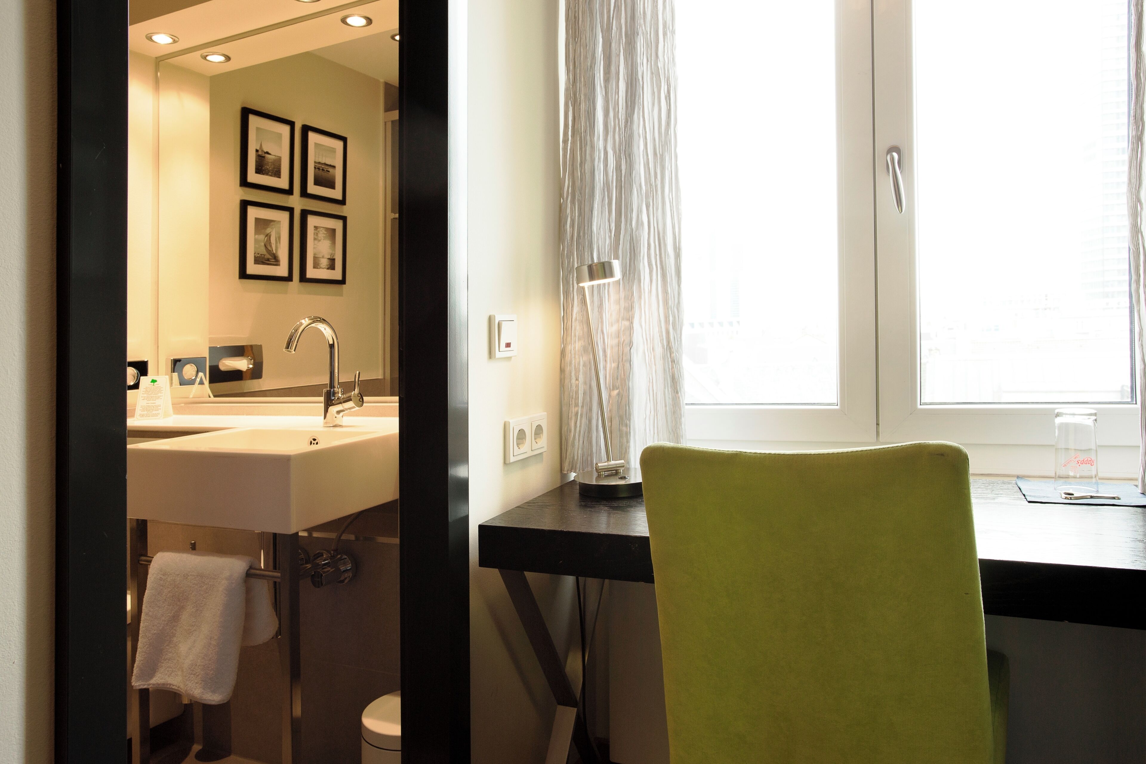 Photo - Hamburger Hof Hotel
