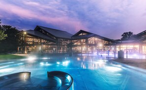 2 indoor pools, outdoor pool, open 9:00 AM to 9:00 PM, sun loungers