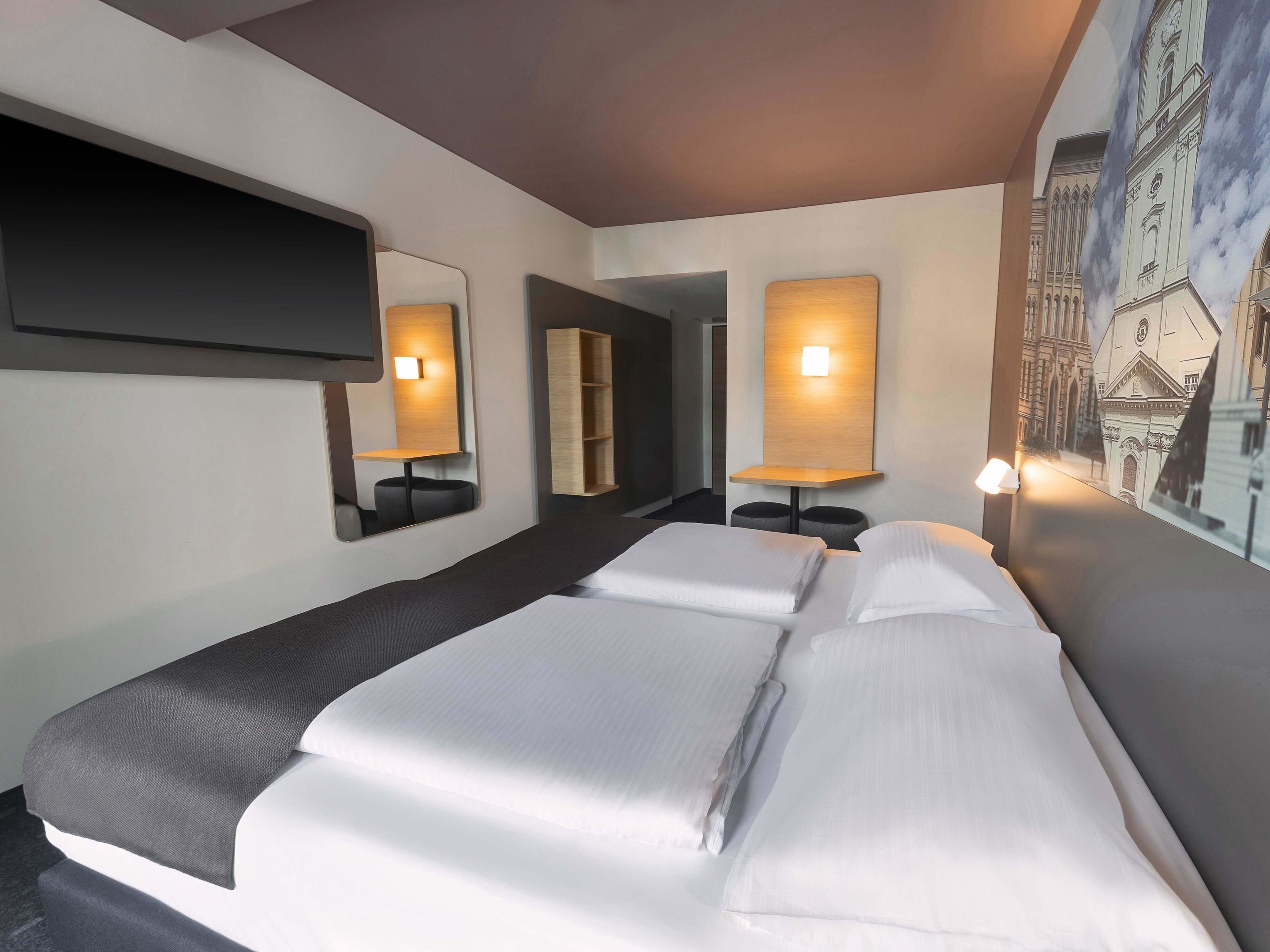 더블룸 | 저자극성 침구, 책상, 방음 설비, 무료 WiFi