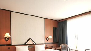 Unclassified image, 4 of 14, button - Top Hotel Senator Munich (Munich)