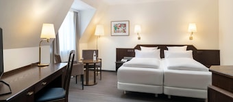 elaya hotel noerdlingen, Trademark by Wyndham