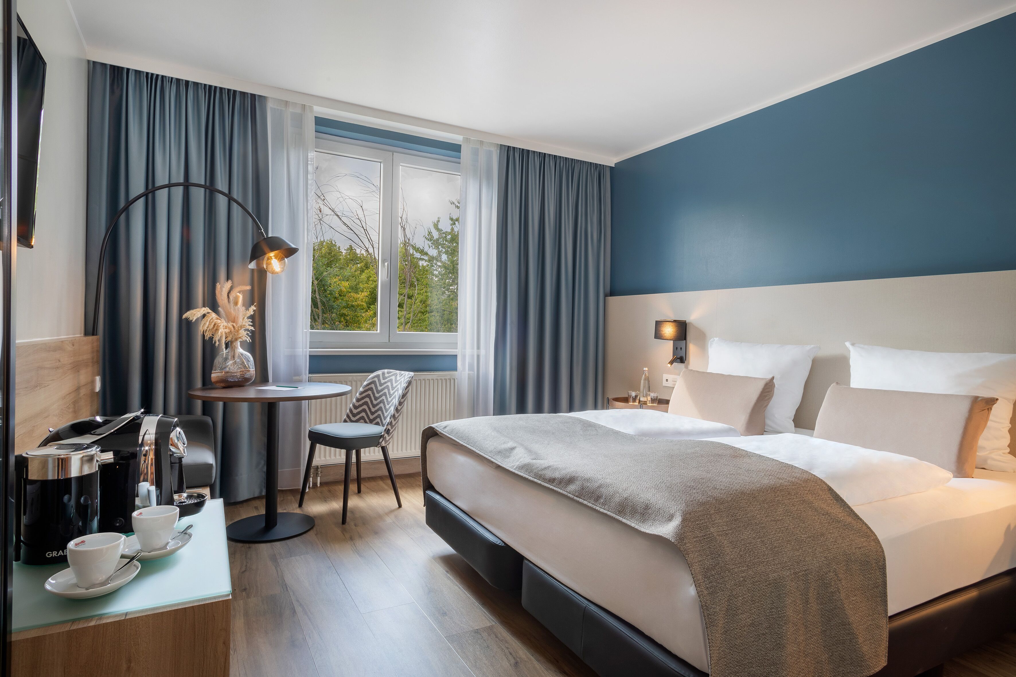 Allergikerbettwaren, Zimmersafe, Schreibtisch, schallisolierte Zimmer