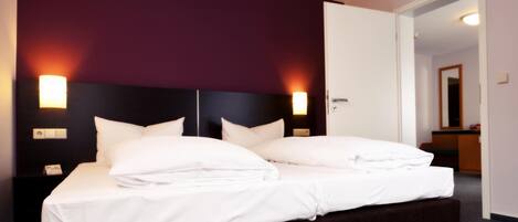 Coffres-forts dans les chambres, bureau, rideaux occultants