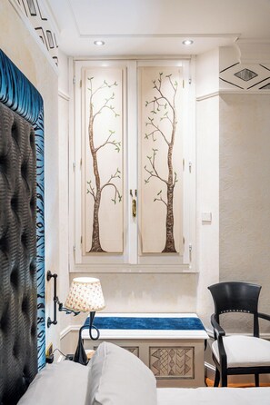 Junior Croce del Sud | Hypo-allergenic bedding, in-room safe, blackout drapes, soundproofing - Art Hotel Orologio (Bologna)