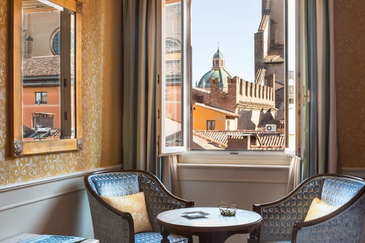 deluxe suite (sulla via della seta) | 1 bedroom, hypo-allergenic bedding, in-room safe, blackout curtains