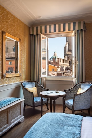 Suite Deluxe (Sulla Via della Seta) | 1 camera, biancheria da letto ipoallergenica, una cassaforte in camera