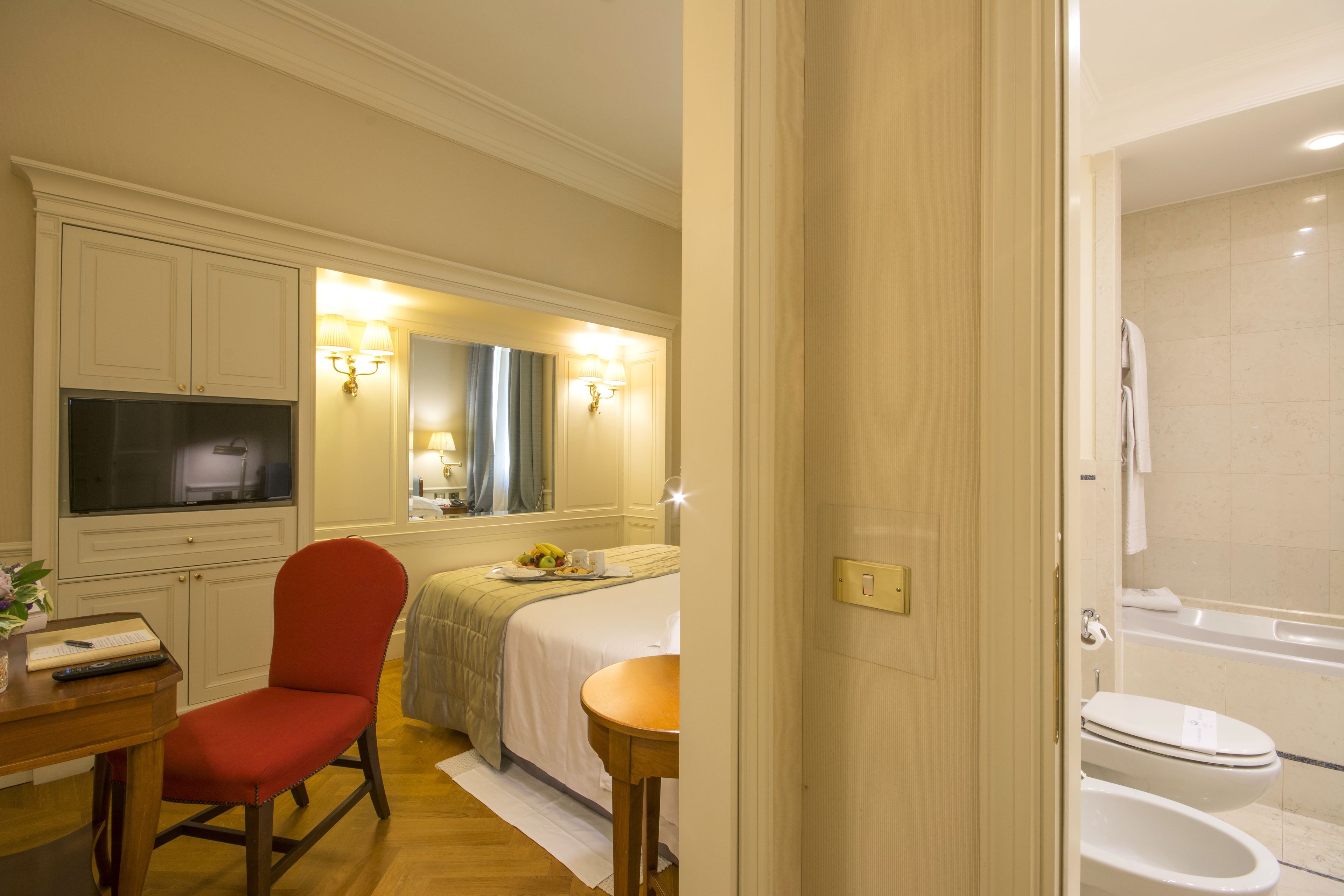 classic double room, 1 king bed | premium bedding, down duvets, minibar, in-room safe