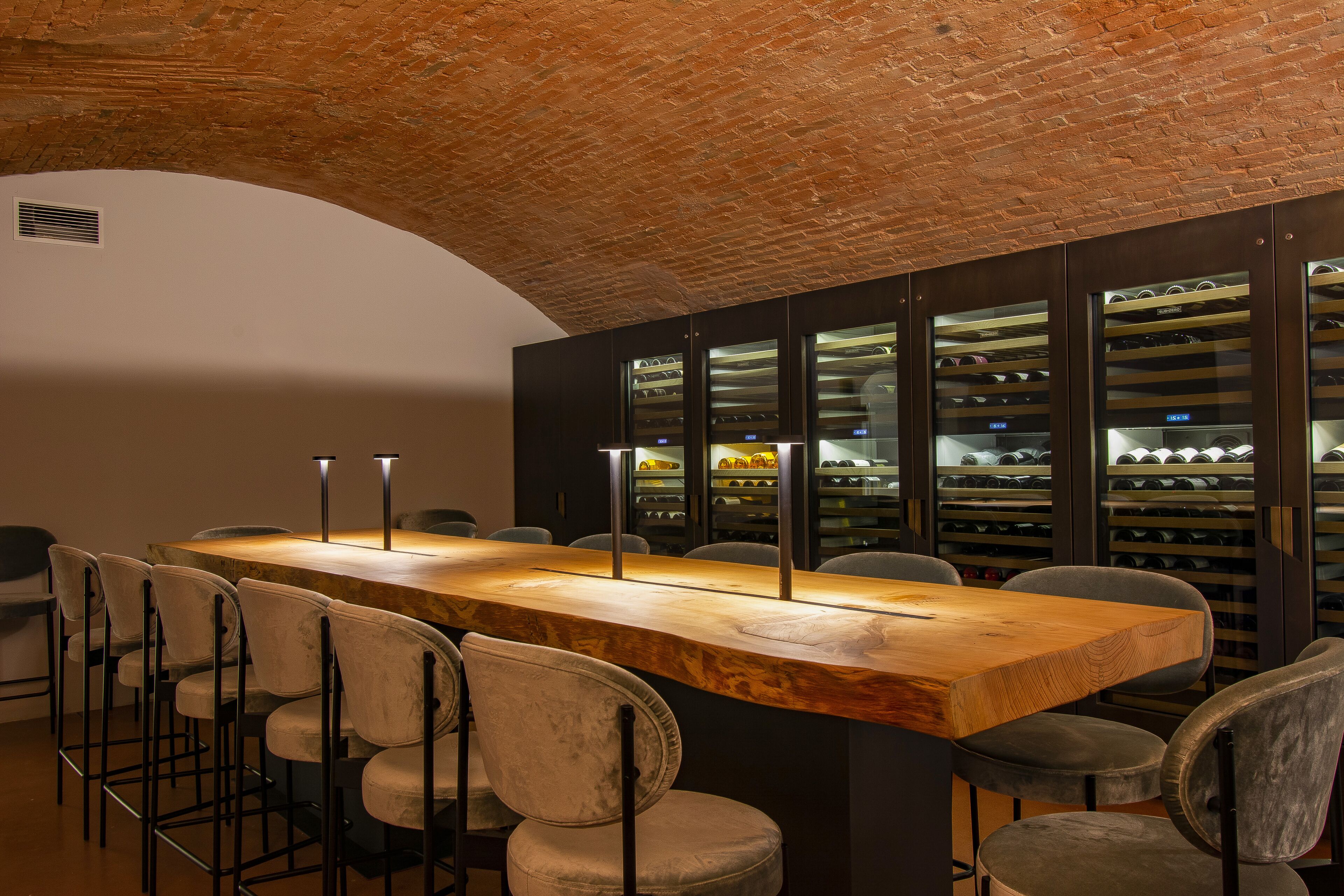 breakfast, lunch, dinner served; italian cuisine