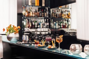 酒吧（店内）