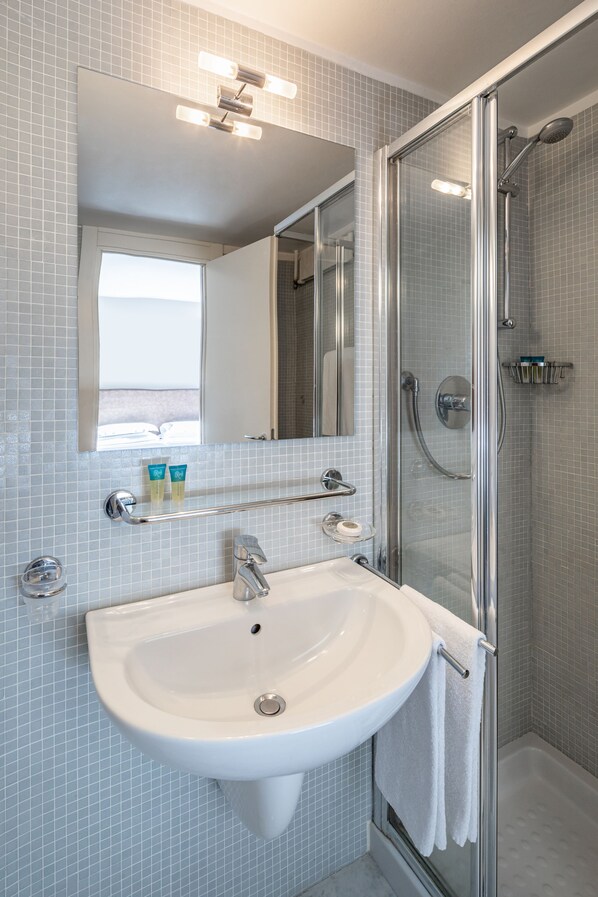 Bathroom - Palazzo Delle Stelline (Milan)