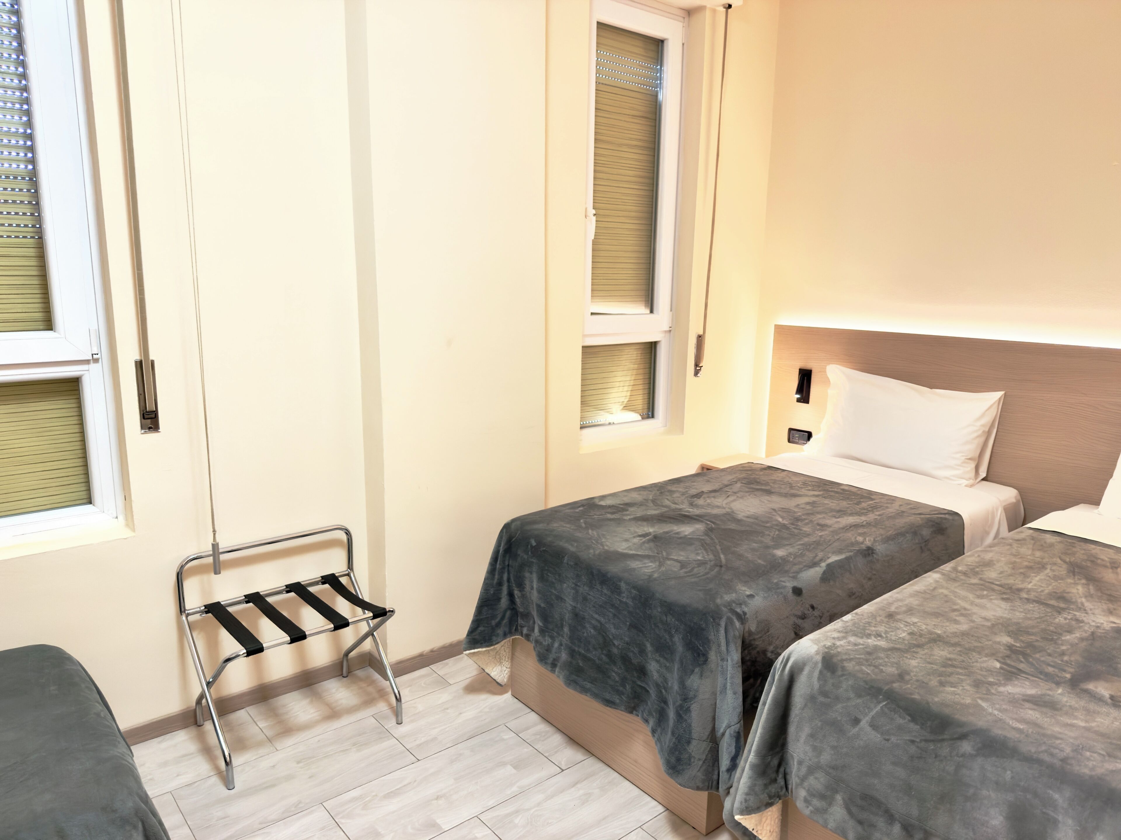 Triple Room, Private Bathroom (French Bed) | Premium bedding, down comforters, in-room safe, desk