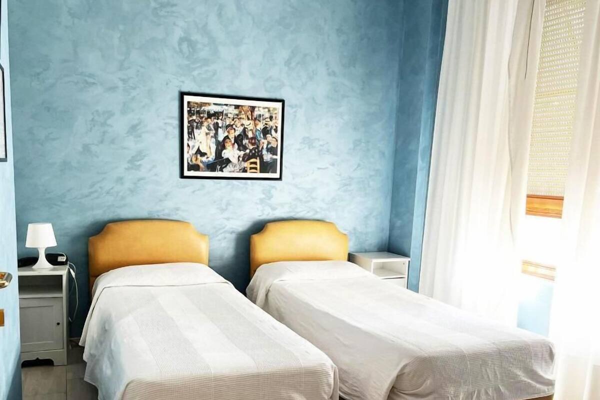 Premium bedding, down duvets, in-room safe, desk