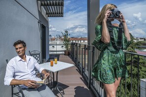 豪華客房, 1 張加大雙人床, 非吸煙房, 城市景觀 (Balcony) | 陽台