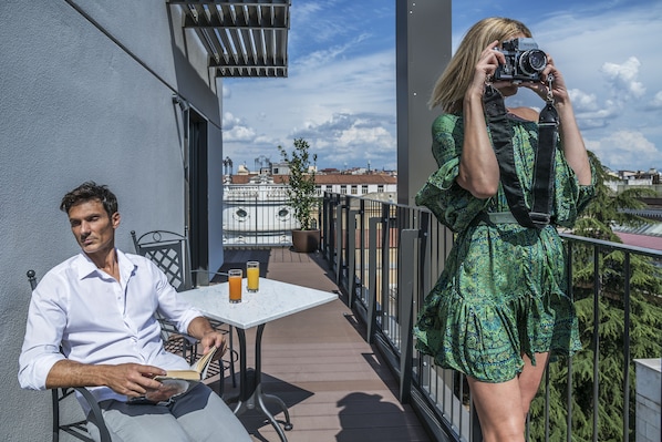 Deluxe Room, 1 Queen Bed, City View (Balcony) | Balcony - The Regency, Rome, A Tribute Portfolio Hotel (Rome)