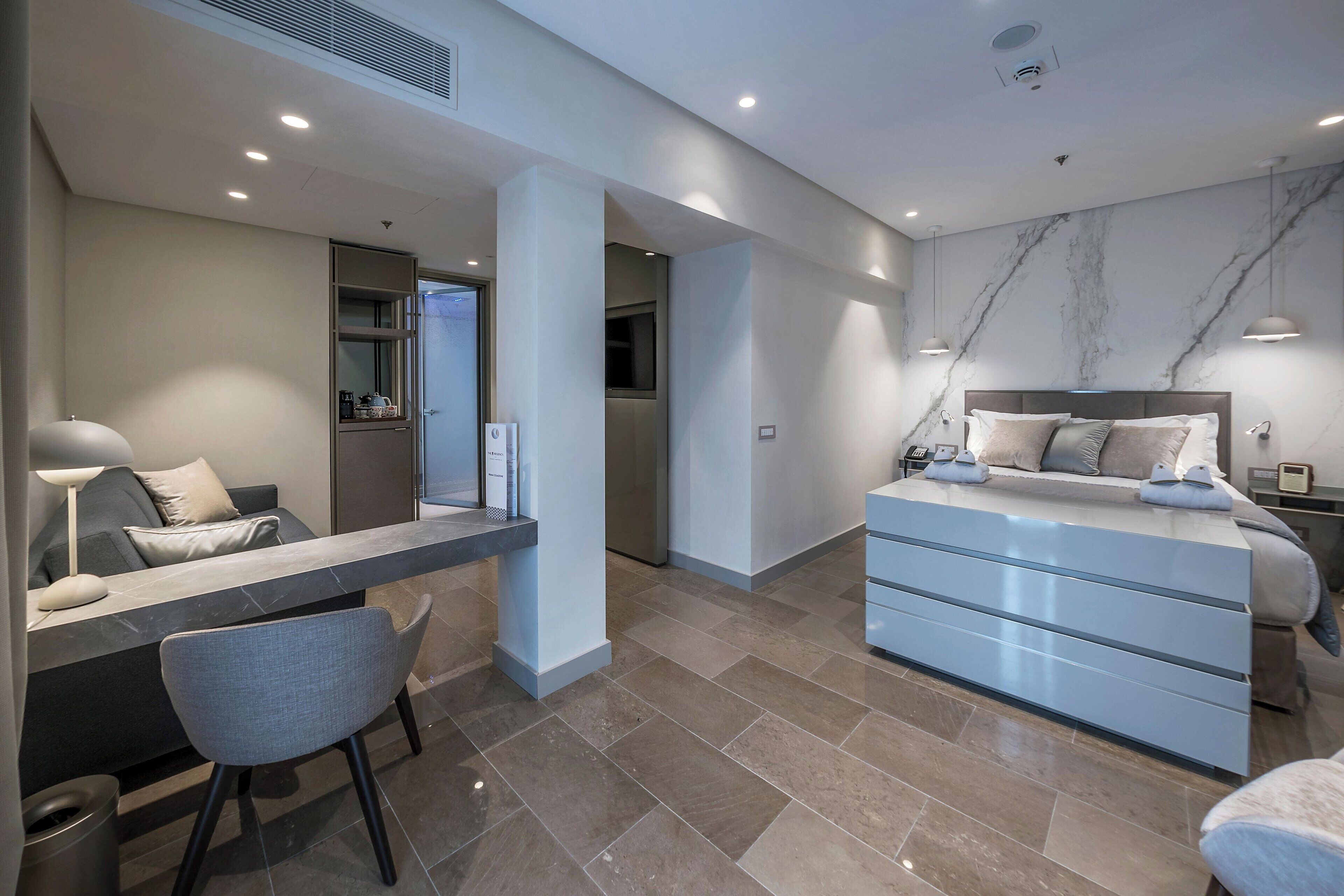 1 bedroom, in-room safe, individually furnished, desk