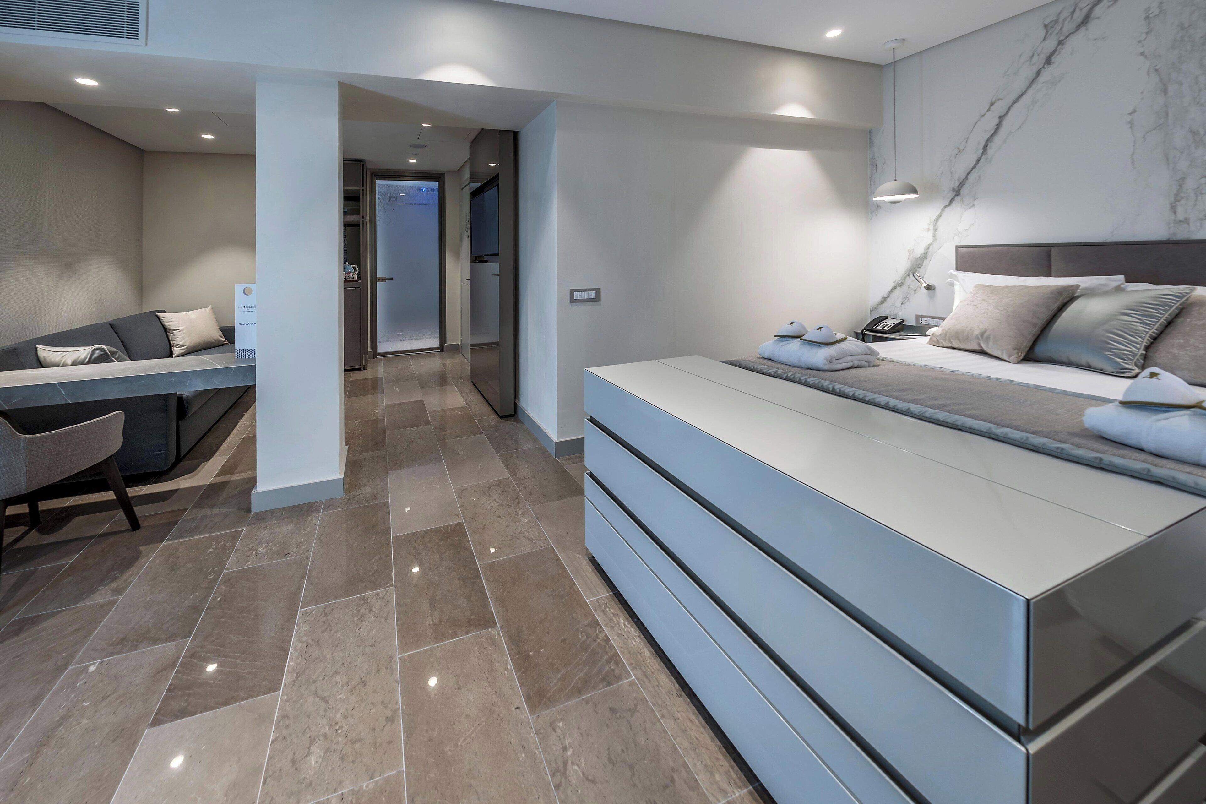 1 bedroom, in-room safe, individually furnished, desk