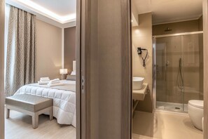 Deluxe Double or Twin Room - Hotel Genova (Rome)