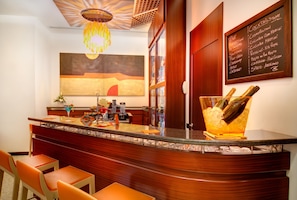Bar (en la propiedad)